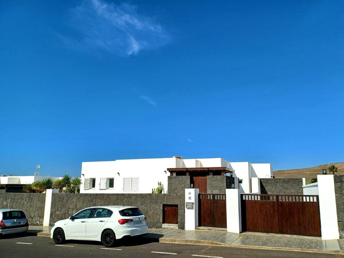 Villa Lanzarote Puerto Calero Bagian luar foto